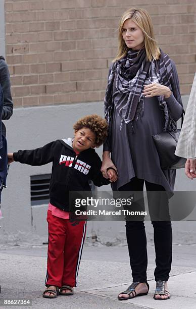 Heidi Klum and son Henry Samuel are seen on the Streets of Manhattan on June 22, 2009 in New York City.EXCLUSIVE COVERAGE