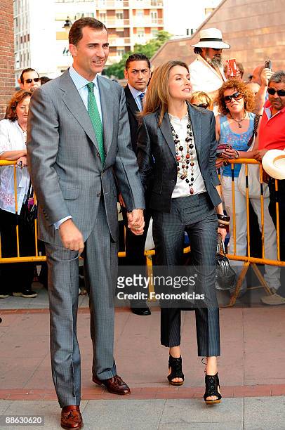 Prince Felipe of Spain and Princess Letizia of Spain arrive at Las Ventas bullring on June 3, 2009 in Madrid, Spain.