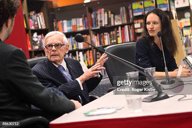 Author Dominick Dunne and director Kirsty de Garis speak about "Dominick Dunne: After The Party" at Borders Books & Music, Columbus Circle on June...