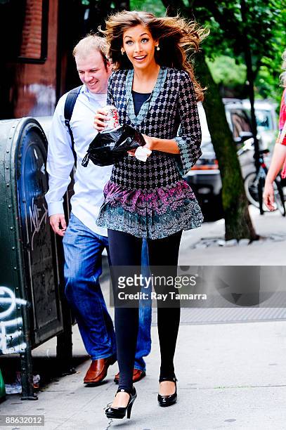 Miss Universe 2008 Dayana Mendoza leaves a commercial film shoot set in the West Village on June 22, 2009 in New York City.