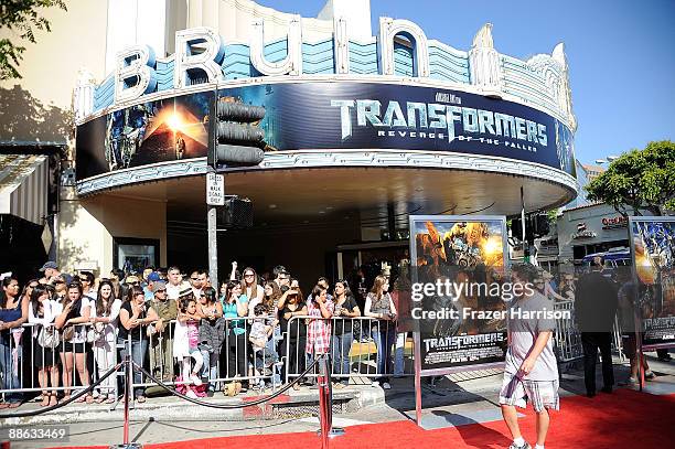 Atmosphere at the premiere Of DreamWorks "Transformers: Revenge Of The Fallen" at Mann Village Theatre on June 22, 2009 in Westwood, Los Angeles,...