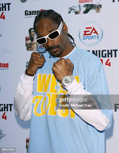 Snoop Dogg arrives to the EA Sports "Fight Night: Round 4" launch party held at the House of Blues - Sunset Strip on June 22, 2009 in West Hollywood,...