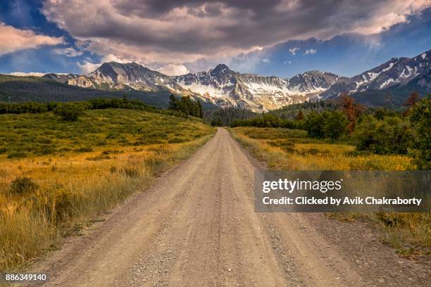 colorado county roads near telluride, co, usa - telluride 個照片及圖片檔