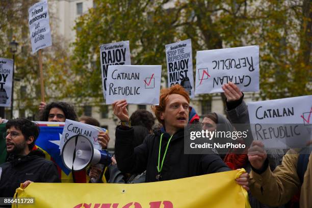 Atalan protesters rally outside of Downing Street in London on December 5, 2017 as Prime Minister of Spain Mariano Rajoy visits the city for talks...