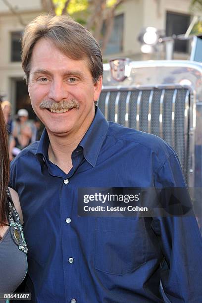 Television host Jeff Foxworthy arrives on the red carpet of the 2009 Los Angeles Film Festival's premiere of "Transformers: Revenge of the Fallen"...
