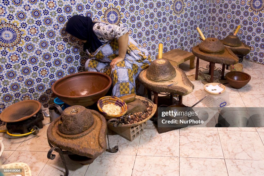 Maroccan women cooperative in Tarudant