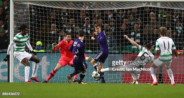 Craig Gordon of Celtic saves during the UEFA Champions League group B match between Celtic FC and RSC Anderlecht at Celtic Park on December 5, 2017...