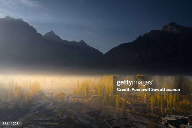 beautiful autumn in skardu village at sunrise, gilgit baltistan, pakistan - skardu fotografías e imágenes de stock