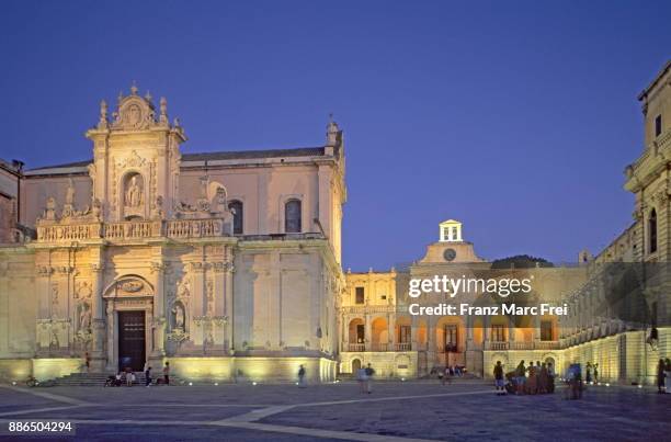 piazza del duomo, lecce, salento, apulia, italy - lecce stock pictures, royalty-free photos & images