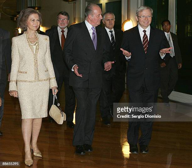 King Juan Carlos I and Queen Sofia of Spain speaks with Australian Prime Minister Kevin Rudd as they attend a reception at Parliament House, as part...