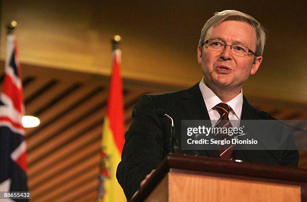 Kevin Rudd Queen 1.537 State Visit Of The King And Queen Of Spain Day 2 Stock Photos ...