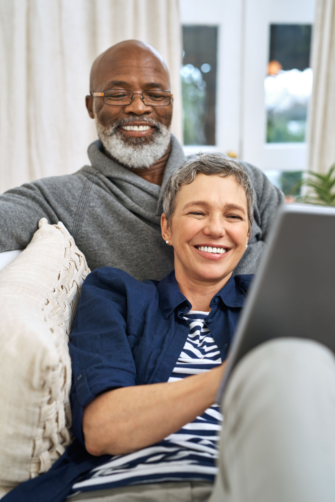 senior using tablet