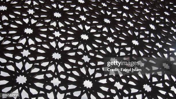 arabesque decoration - moroccan & arabic style - arabesque position stock pictures, royalty-free photos & images