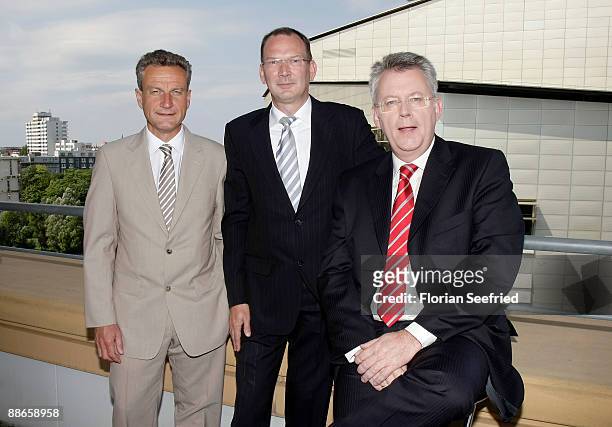Dr. Torsten Rossmann, CEO, Frank Meissner, Managing Director Technology & Production and Peter Limbourg, Chief Editor of N24, pose at the N24 studio...
