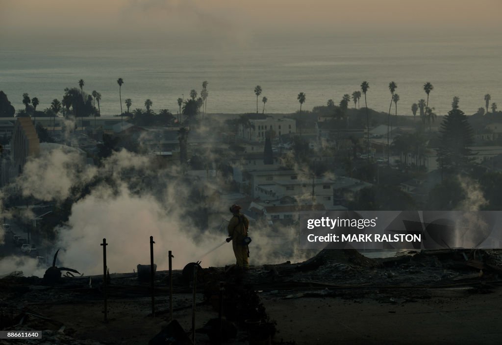 US-WEATHER-FIRES-CALIFORNIA