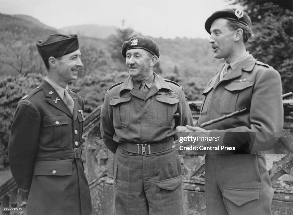Simon Fraser, 15th Lord Lovat , acting Commander of the 1st Special