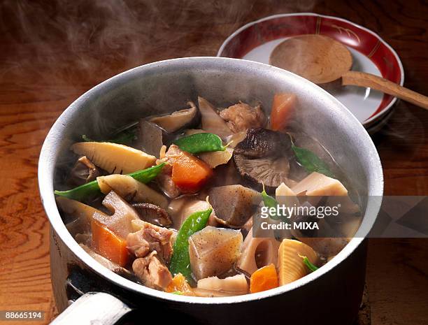 boiled vegetable and chicken - konjac 個照片及圖片檔