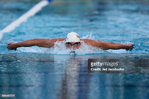 Michael Phelps of the USA swims the 200m butterfly during the XLII Santa Clara International Invitational Swim Meet on June 12, 2009 at the Santa...