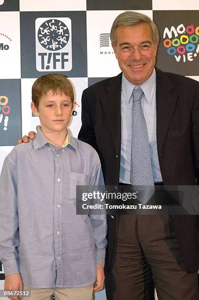 Barney Clark and producer Robert Benmussa