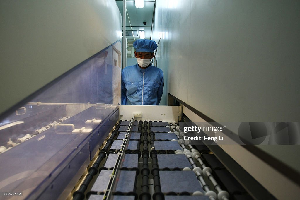 China Develops New Energy Industries