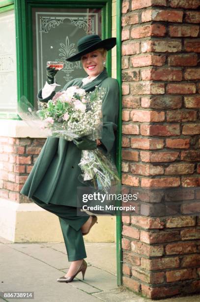 Julie Goodyear is pictured outside The Rovers Return on the set of 'Coronation Street' 24th January 1992.