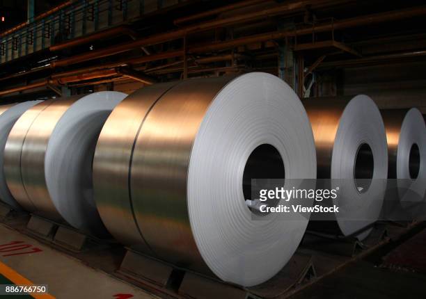 industrial mill - iron roll stockfoto's en -beelden