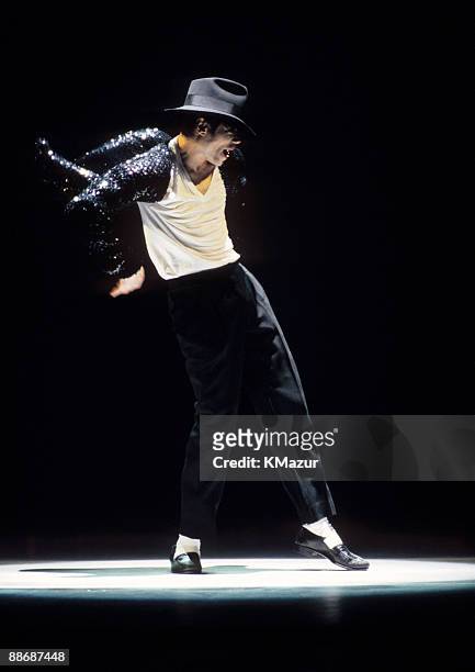 Michael Jackson performs at the 12th Annual MTV Movie Awards at Radio City Music Hall in New York City on September 7, 1995.