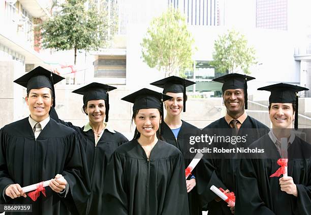 Graduate Def 29,178 Diplomas Graduates Stock Photos, High-Res Pictures, and Images ...