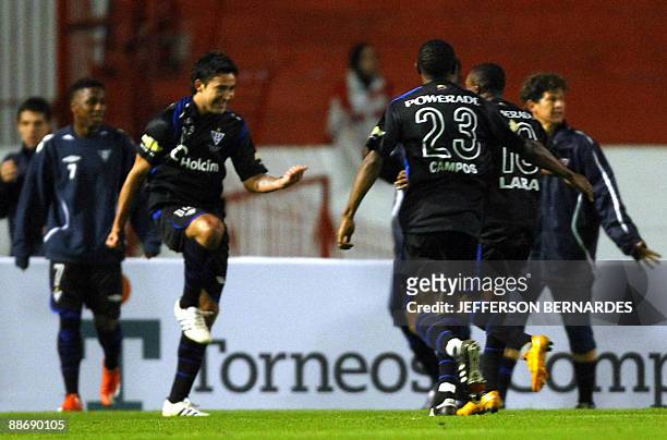Ecuador's Liga de Quito footballers celebrate after scoring againsr Brazil's Internacional during their 2009 Recopa Sudamericana football match, on...