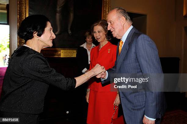 King Juan Carlos I of Spain and Queen Sofia are greeted by the NSW Governor Professor Marie Bashir at Government House June 26, 2009 in Sydney,...