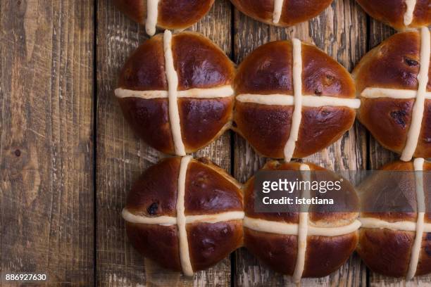 Traditional British Dishes. Easter hot cross buns