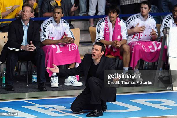 Head coach Michael Koch of Bonn looks dejected during the Basketball Bundesliga Play-Off match between EWE Baskets Oldenburg and Telekom Baskets Bonn...