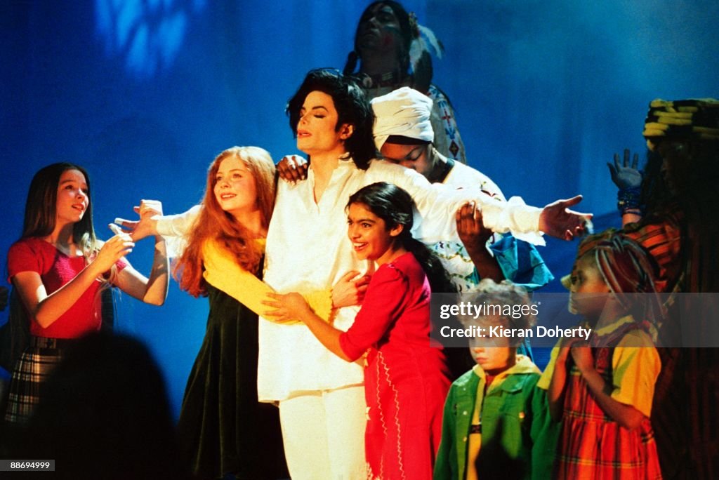 Michael Jackson At The Brits