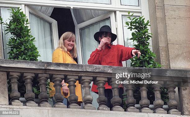 Michael Jackson with Debbie Rowe in 1997 in Paris, France.