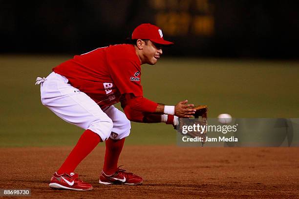 Oscar Robles of Mexico's Diablos Rojos in action during the game against Broncos of Reynosa valid for the Mexican Baseball League 2009 at Foro Sol on...