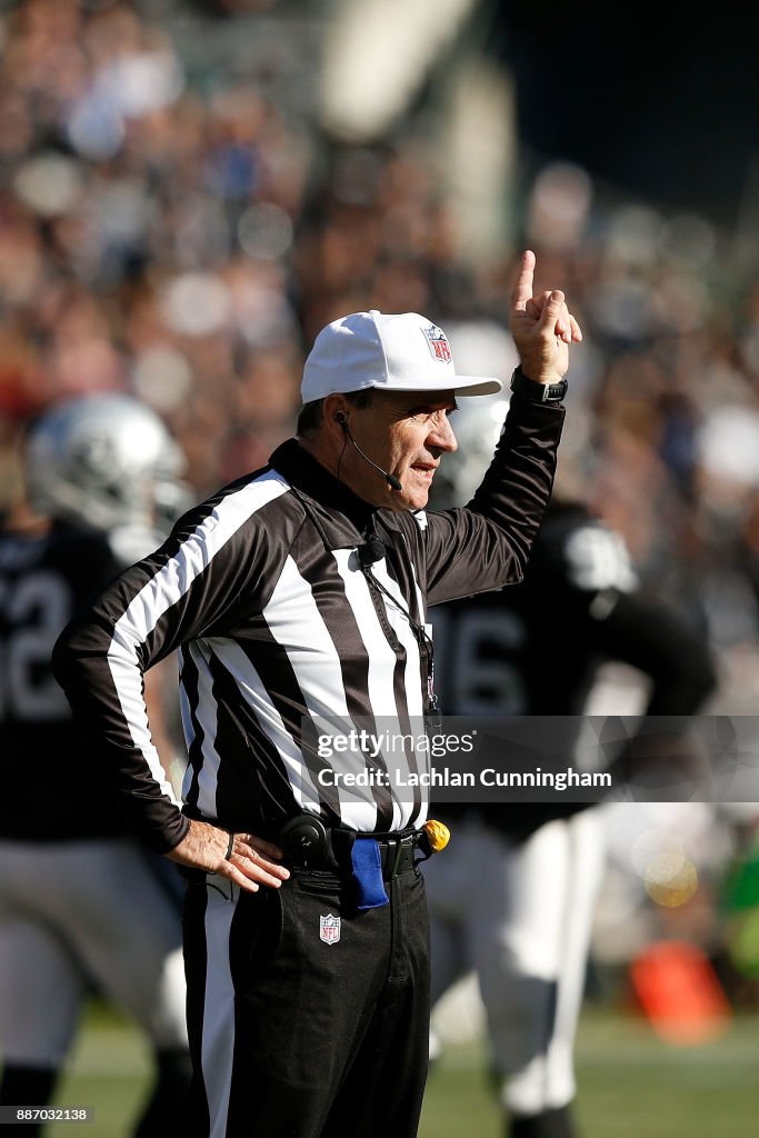 New York Giants v Oakland Raiders