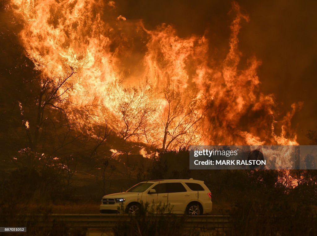 US-WEATHER-FIRES-CALIFORNIA