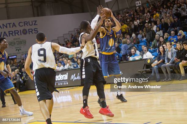 Michael Gbinije of the Santa Cruz Warriors shoots the ball against the Long Island Nets during an NBA G-League game on November 17, 2017 at Kaiser...