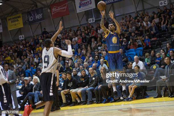Michael Gbinije of the Santa Cruz Warriors shoots the ball against the Long Island Nets during an NBA G-League game on November 17, 2017 at Kaiser...