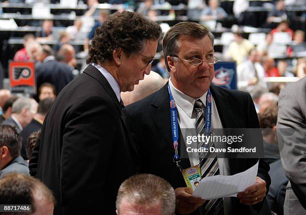 General Manager Don Waddell of the Atlanta Thrashers and General Manager Dean Lombardi of the Los Angeles Kings confer during the second day of the...