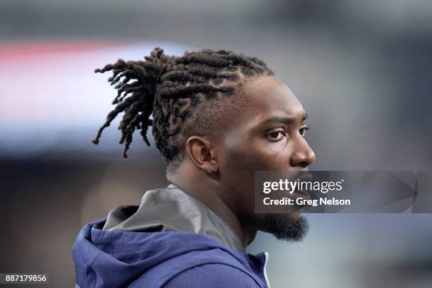 Closeup of Dallas Cowboys Demarcus Lawrence before game vs Los Angeles Chargers at AT&T Stadium. Arlington, TX CREDIT: Greg Nelson