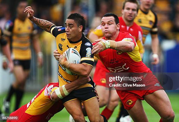 Rangi Chase of Castleford Tigers evades a tackle during the Engage Super League match Between Castelford Tigers and Catalan Dragons at The Jungle on...