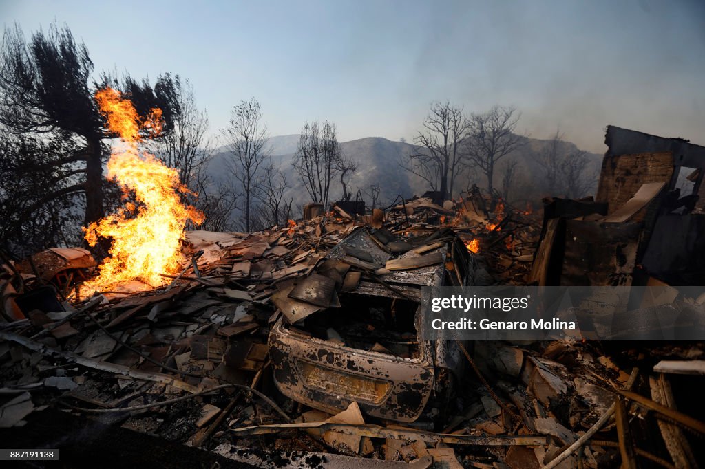 Southern California Wildfires Forces Thousands to Evacuate