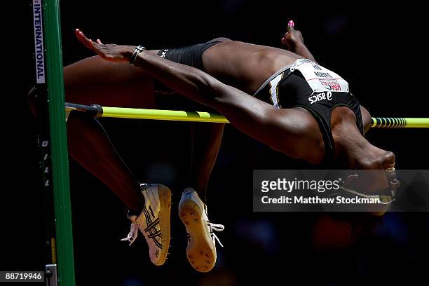 Sharon Day competes in the heptathlon long jump during the USA Outdoor Track & Field Championships at Hayward Field on June 27, 2009 in Eugene,...