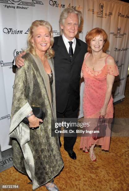 Actors Diane Ladd, Bruce Davidson and Frances Fisher arrive at the 36th Annual Vision Awards at The Beverly Wilshire Hotel on June 27, 2009 in...