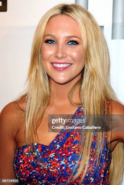 Television personality Stephanie Pratt arrives at the Transformers: Revenge of the Fallen party at LIV nightclub at Fontainebleau Miami on June 27,...