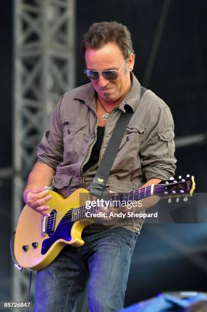 Bruce Springsteen performs on stage with The Gaslight Anthem on the last day of Hard Rock Calling 2009 in Hyde Park on June 28, 2009 in London,...