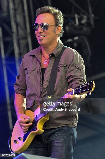 Bruce Springsteen performs on stage with The Gaslight Anthem on the last day of Hard Rock Calling 2009 in Hyde Park on June 28, 2009 in London,...