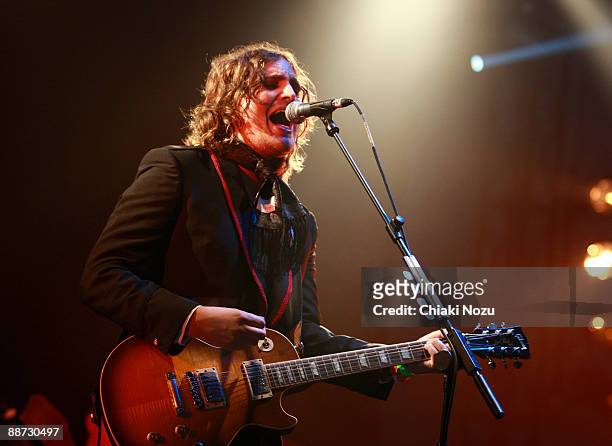 James Walsh of Starsailor perform on stage at day three of Hard Rock Calling music festival on June 28, 2009 in London, England.