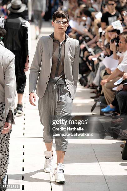 Model walks the runway during the Masatomo fashion show at Paris Fashion Week Menswear Spring/Summer 2010 at Hotel Saint-James & Albany on June 28,...